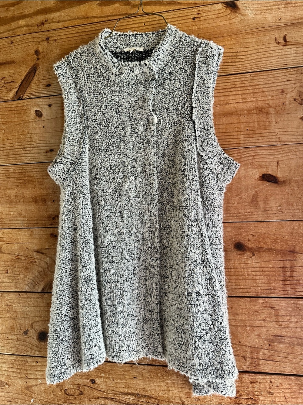 RYU Textured Sleeveless Sweater Vest